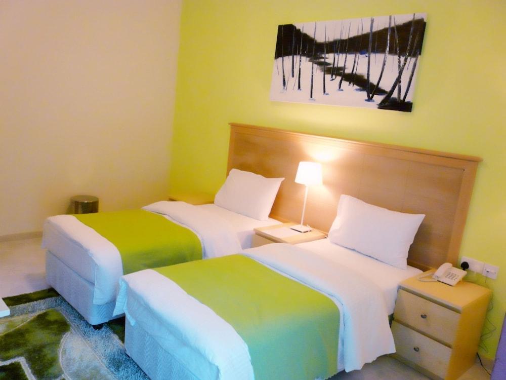 Mutrah Hotel Маскат Екстериор снимка