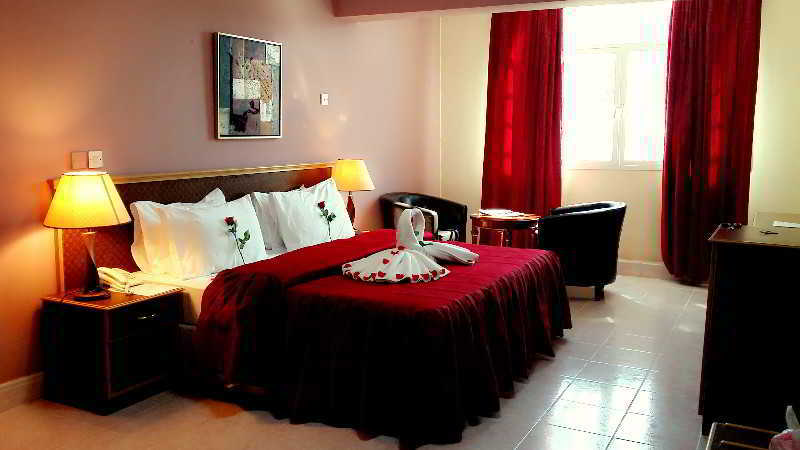 Mutrah Hotel Маскат Екстериор снимка