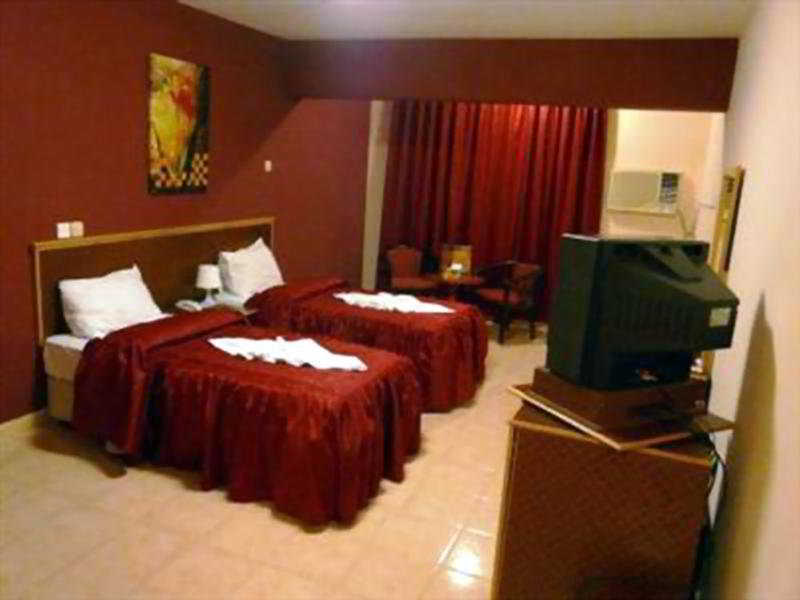 Mutrah Hotel Маскат Екстериор снимка