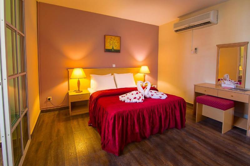 Mutrah Hotel Маскат Екстериор снимка