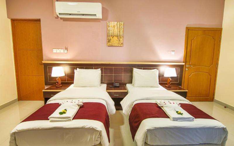 Mutrah Hotel Маскат Екстериор снимка