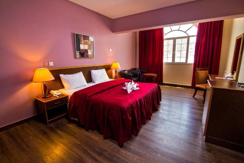 Mutrah Hotel Маскат Екстериор снимка